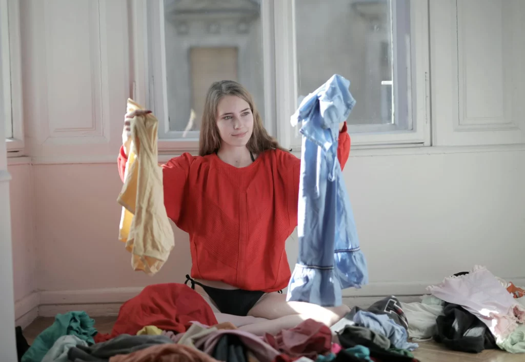 Why Resell Clothes Online Amid Tariff War